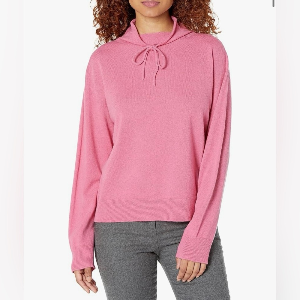 Theory BLACK funnel neck cashmere sweater
